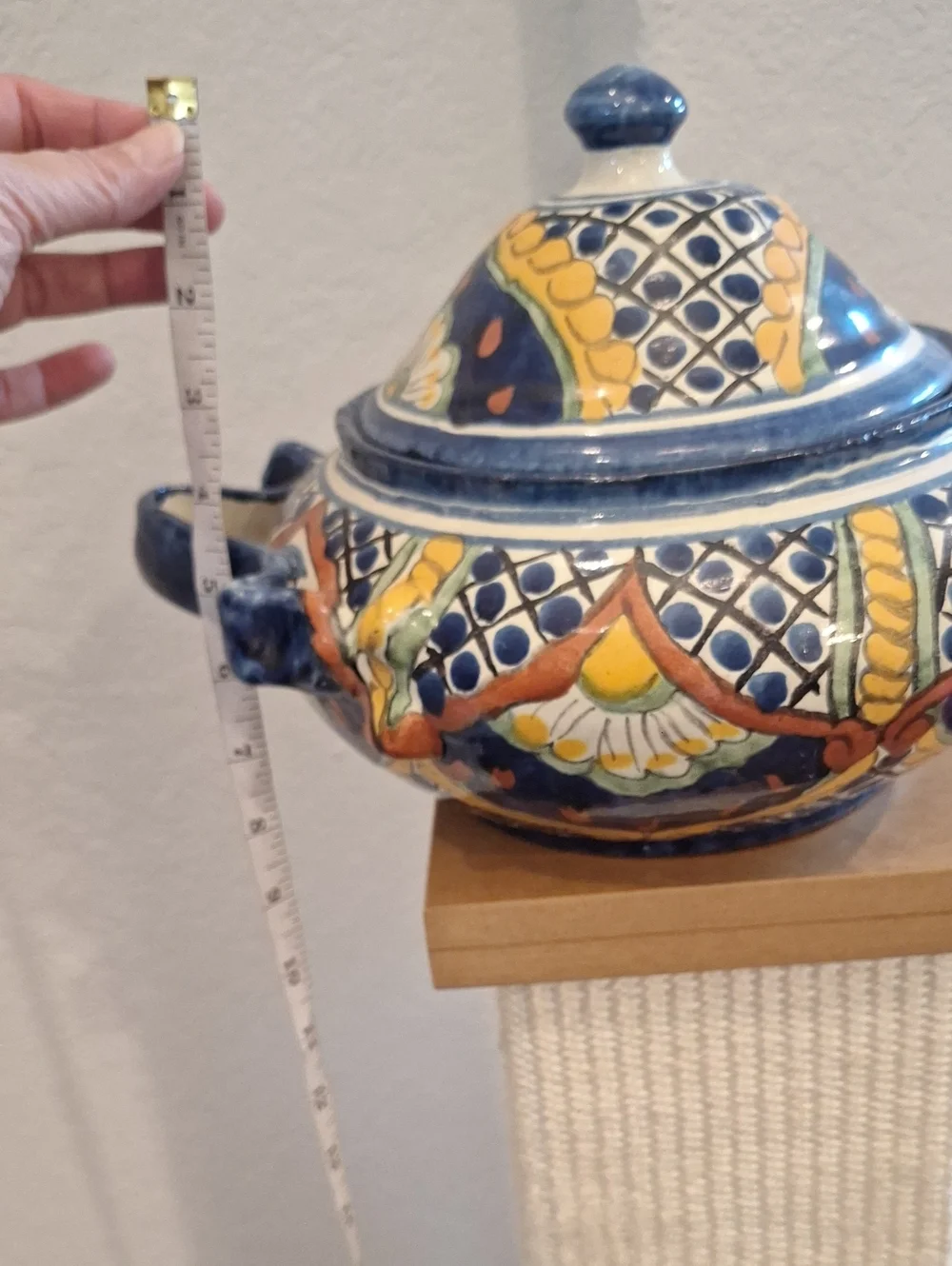 Talavera Mexico Soup Tureen Blue White Yelloq Florals